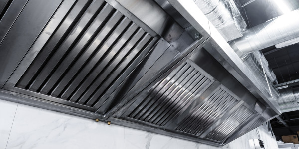Limpiezas de Conductos de Extracción y Ventilación Cenicientos · Cocina de Braserías