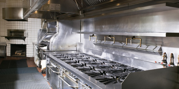 Limpiezas de Conductos de Extracción y Ventilación Santa María de la Alameda · Cocina de Restaurantes